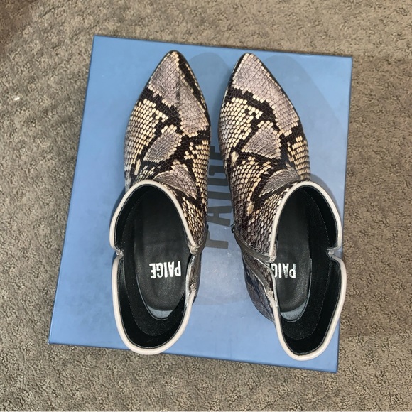 Paige Catherine Snakeskin-Embossed Leather Ankle Boots sz 5.5 - Picture 2 of 7